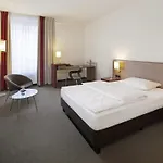 Hotel Mövenpick Am Aasee 5*