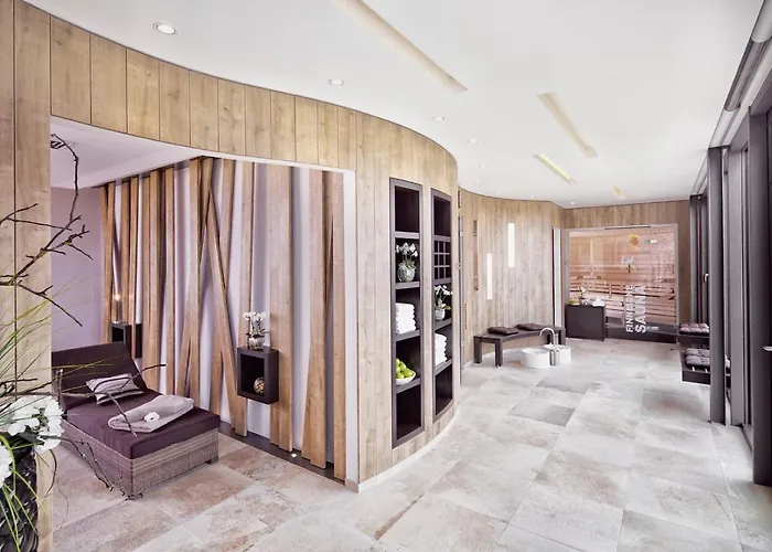 Mövenpick Am Aasee Hotel 5*